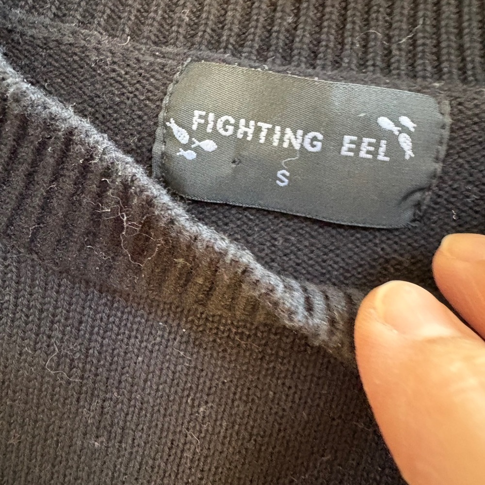 Fighting Eel pullover- Kombu Fish Current, Blk, Sz S. LIKE NEW, never worn. - Picture 7 of 10